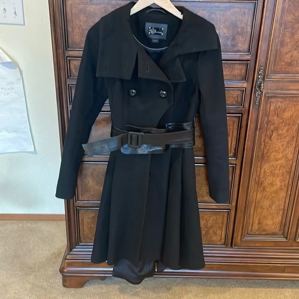 MACKAGE woman’s wool trench coat